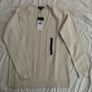 Chaps V-Neck Cream Sweater Small NWT